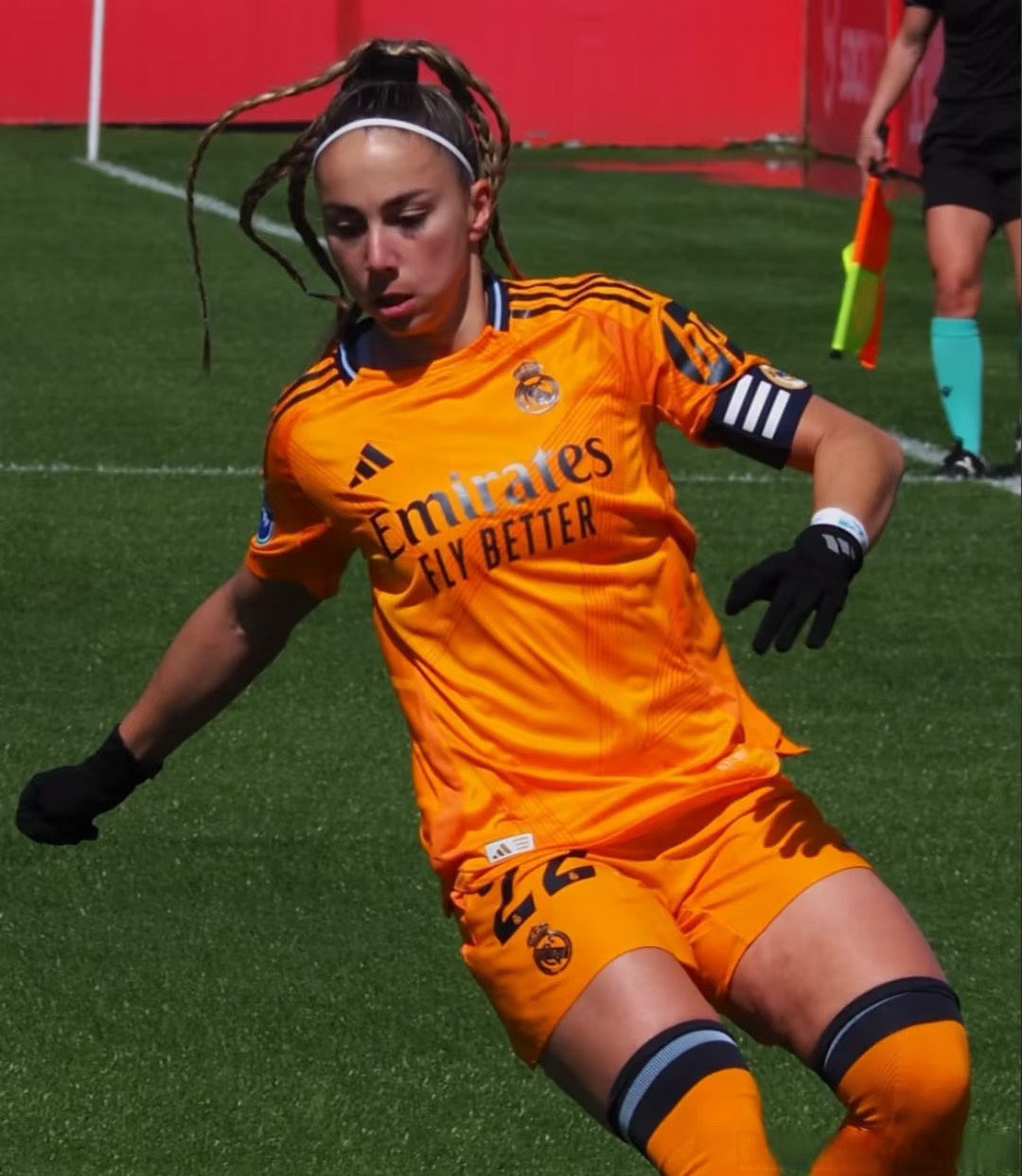 包含纳达尔迎来三赛季高光表现，皇家马德里球迷沸腾！的词条